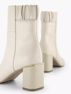 Off White Enkellaars -Vanharen 2130622 H5